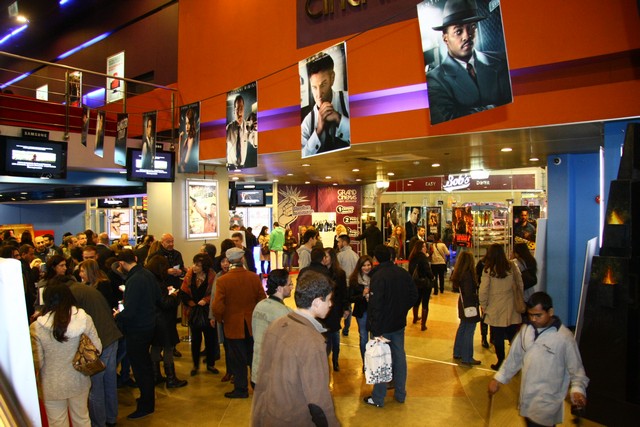 Toufoula's Lincoln Avant Premiere